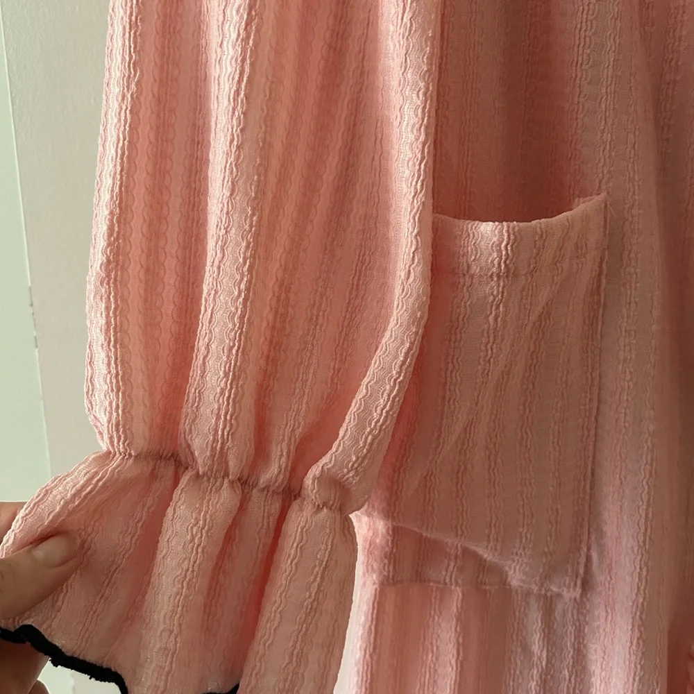 Pink robe - Picture 6 of 6
